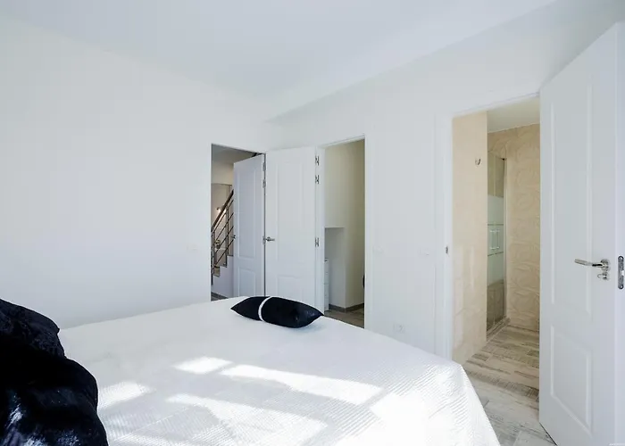 Mar De Lux A25 * بالم مار