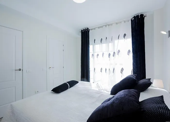 Mar De Lux A25 بالم مار